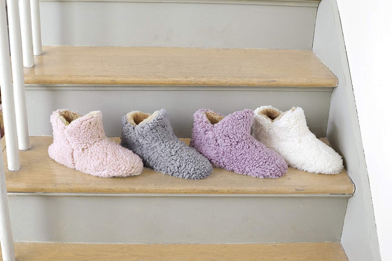 Dearfoams Women's Chelsea Faux Fuzzy Sherpa Indoor House Bootie Slipper, Elderberry, X-Large - Image 2